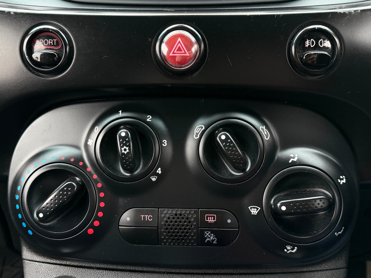 Used Abarth 595 2016 for sale - 78039411: Photo 30