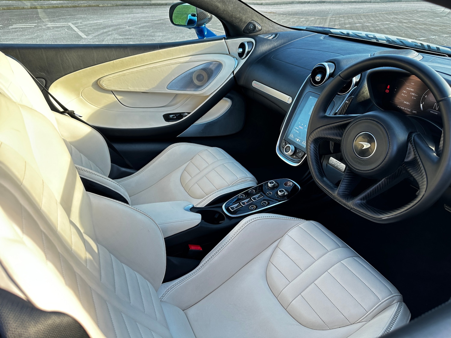 Used McLaren GT 2024 for sale - 77248326: Photo 32