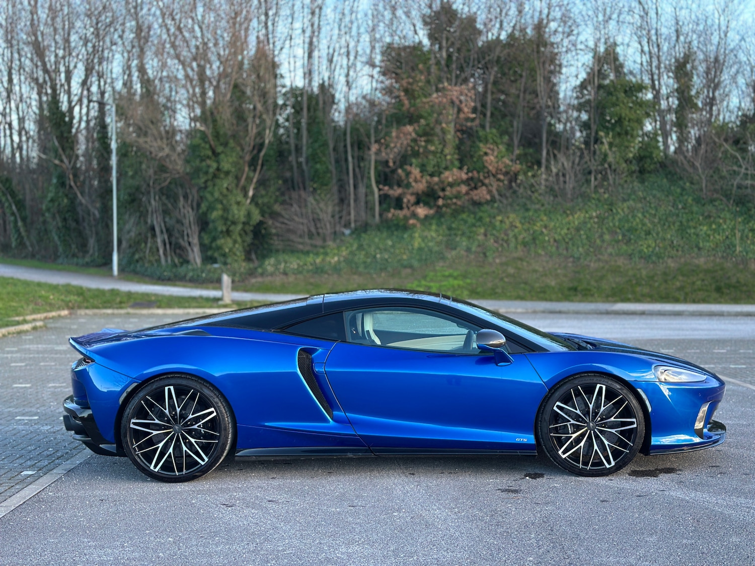 Used McLaren GT 2024 for sale - 77248326: Photo 6