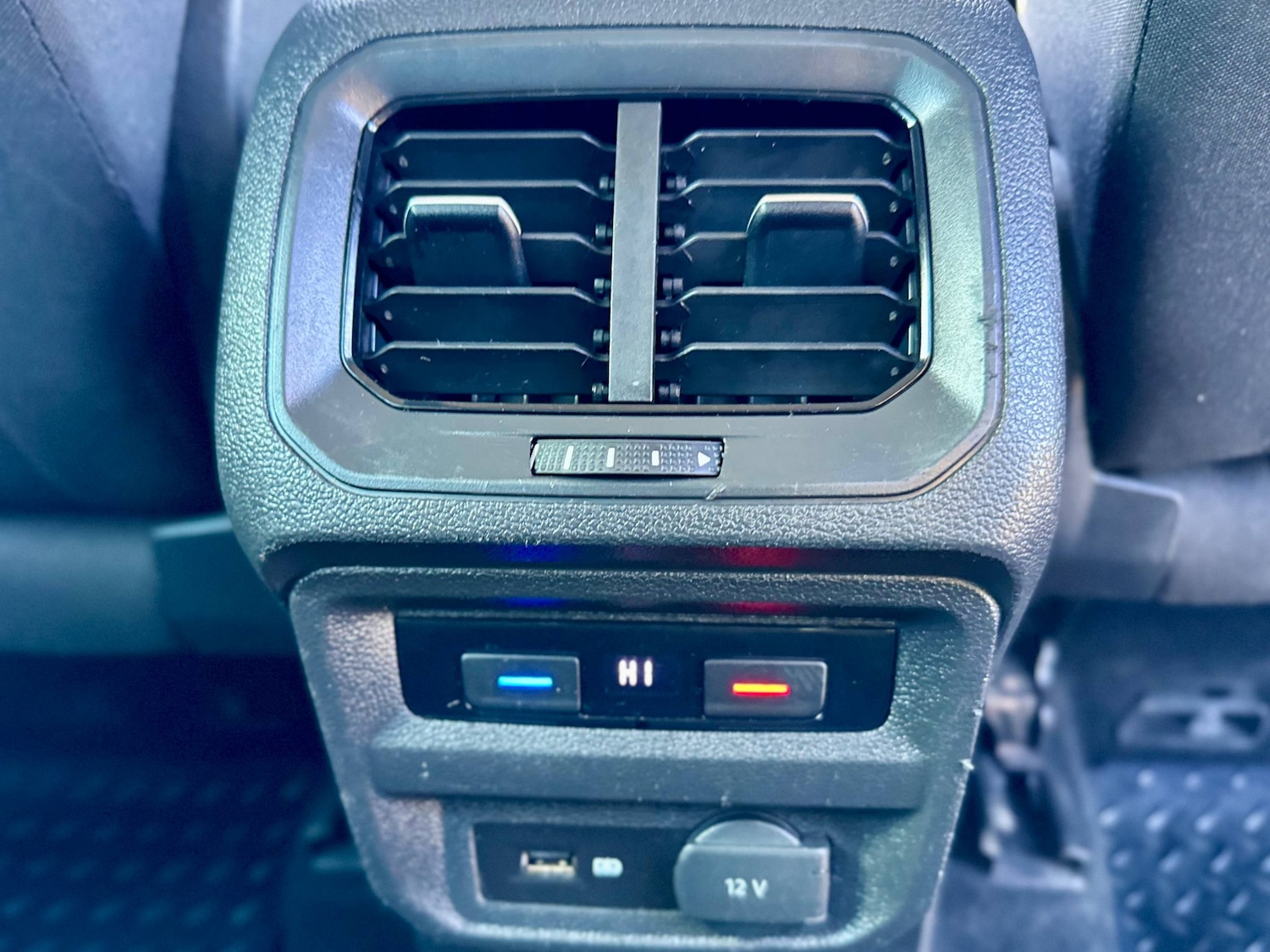 Used Volkswagen Tiguan 2018 for sale - 76392051: Photo 32