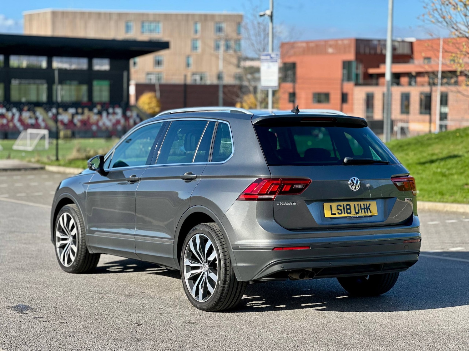 Used Volkswagen Tiguan 2018 for sale - 76392051: Photo 8