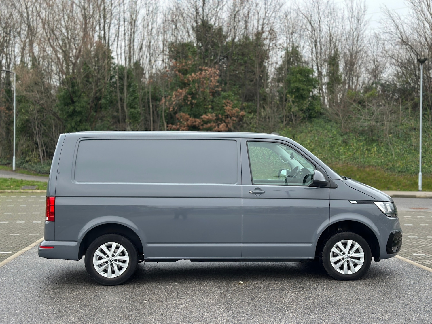 Used Volkswagen Transporter 2021 for sale - 77034700: Photo 4