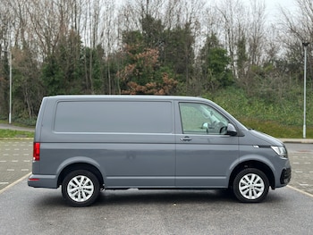 Used Volkswagen Transporter 2021 for sale - 77034700: Photo