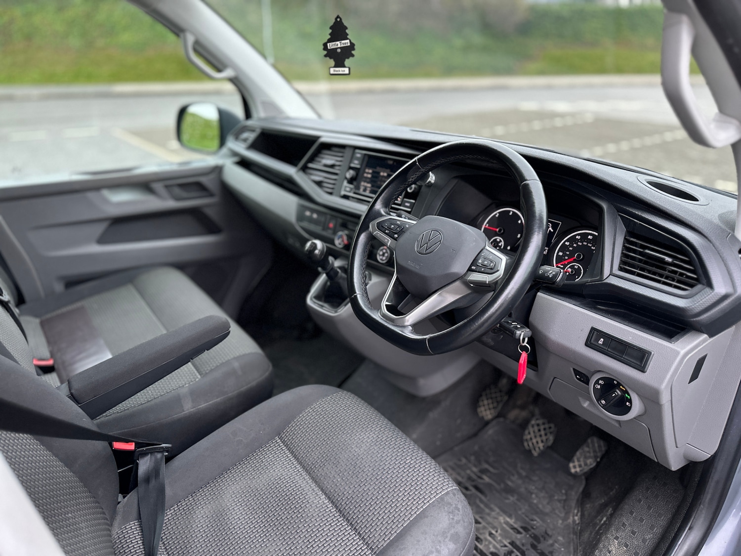 Used Volkswagen Transporter 2021 for sale - 77034700: Photo 9