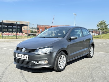 Used Volkswagen Polo 2015 for sale - 75581410: Photo