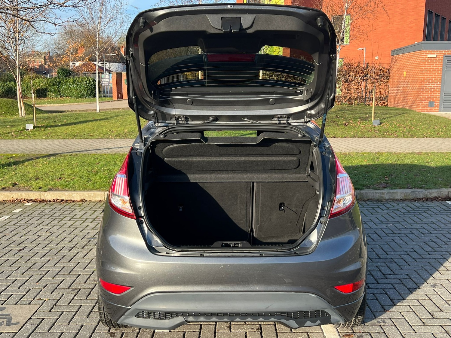 Used Ford Fiesta 2017 for sale - 76391814: Photo 8