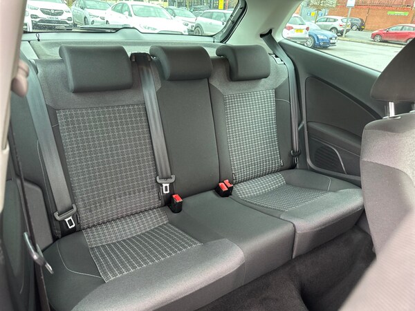 Used Volkswagen Polo 2015 for sale - 74010903: Photo 13