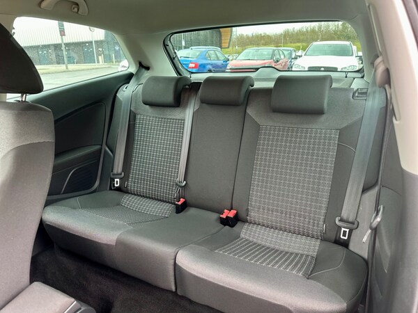 Used Volkswagen Polo 2015 for sale - 74010903: Photo 15