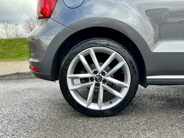 Used Volkswagen Polo 2015 for sale - 74010903: Photo 25