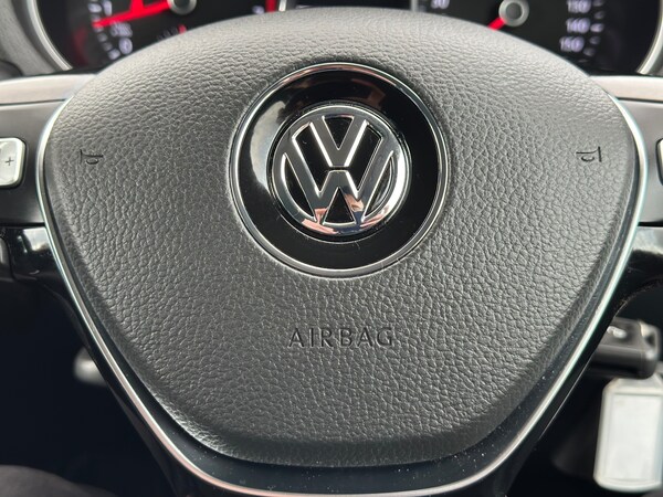Used Volkswagen Polo 2015 for sale - 74010903: Photo 33