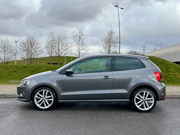 Used Volkswagen Polo 2015 for sale - 74010903: Photo 3