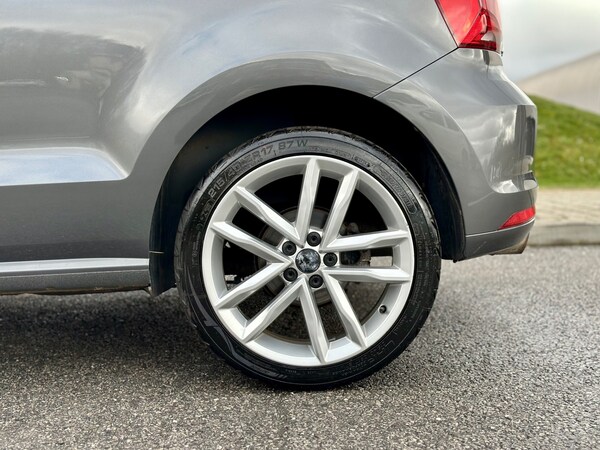 Used Volkswagen Polo 2015 for sale - 74010903: Photo 45