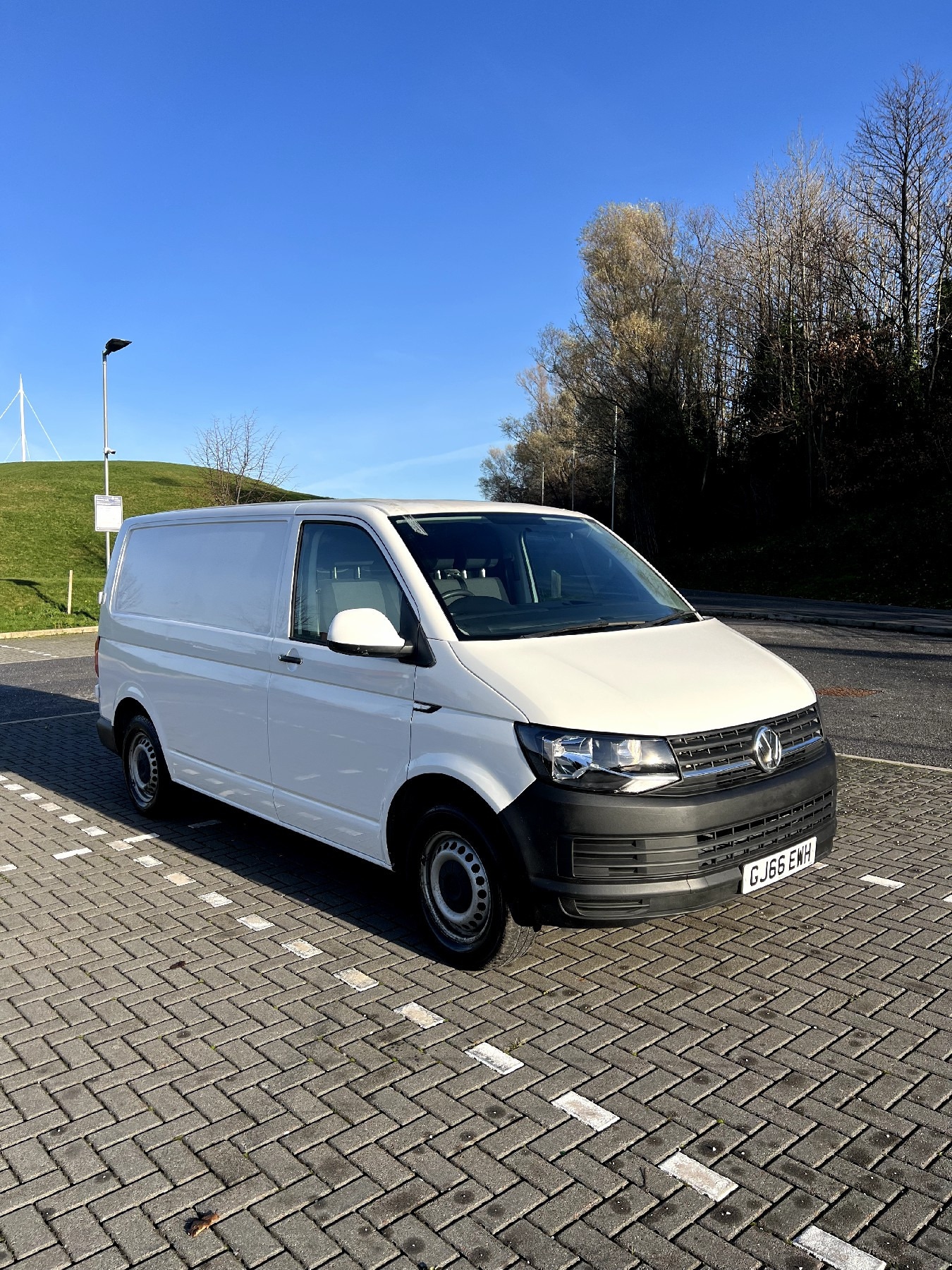 Used Volkswagen Transporter 2016 for sale - 76707480: Photo 1