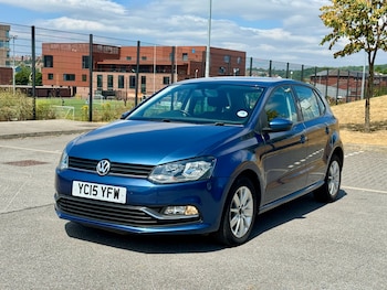 Used Volkswagen Polo 2015 for sale - 79229085: Photo
