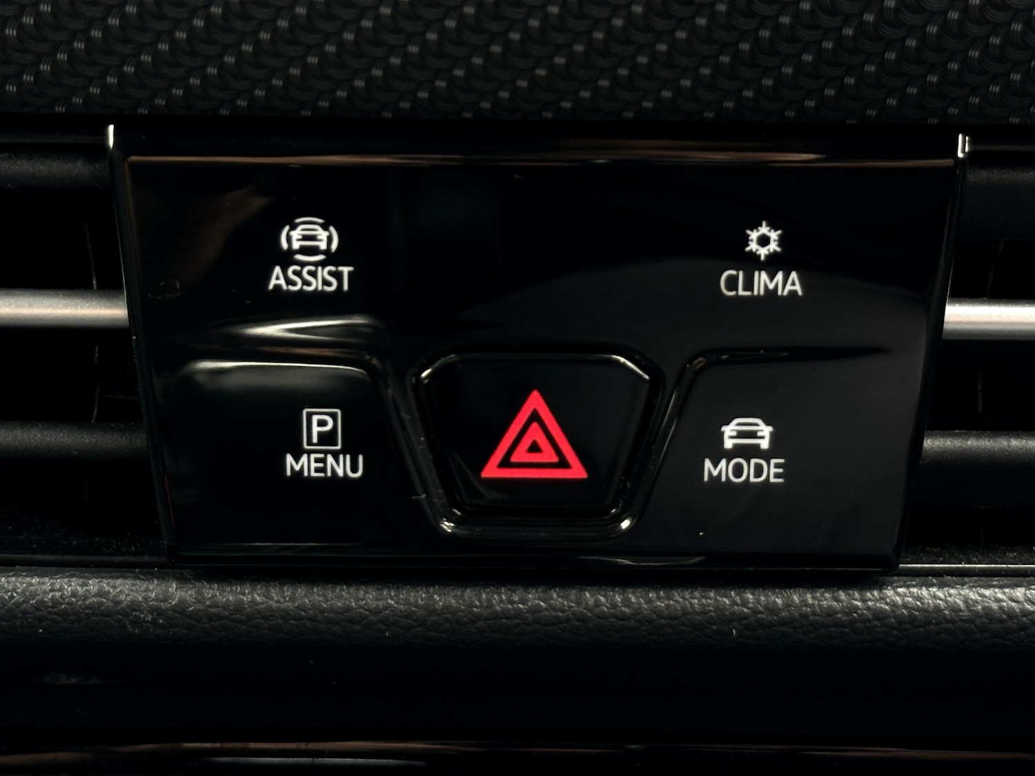 Used Volkswagen Golf 2022 for sale - 77323724: Photo 32