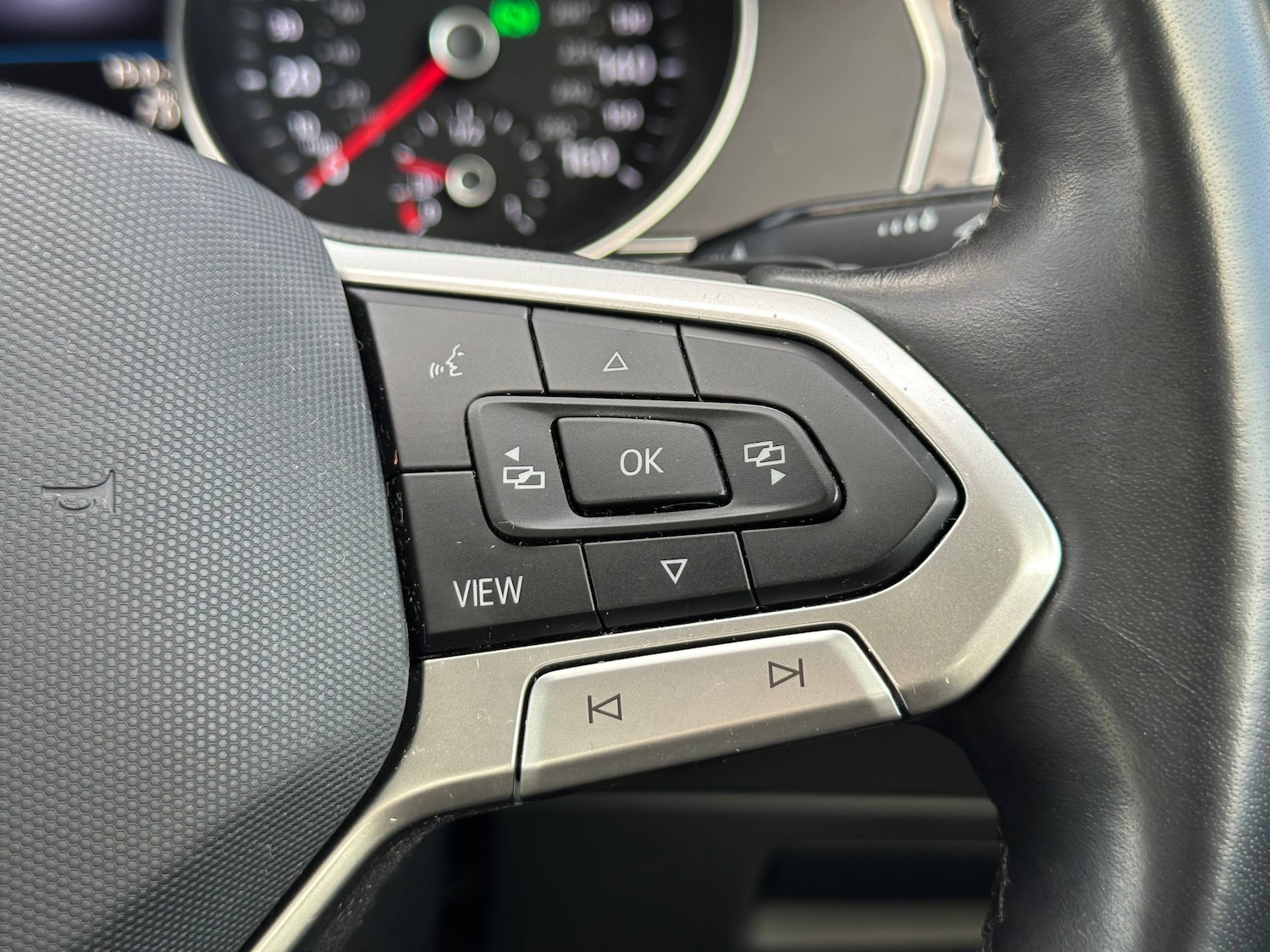 Used Volkswagen Passat 2024 for sale - 76329937: Photo 16