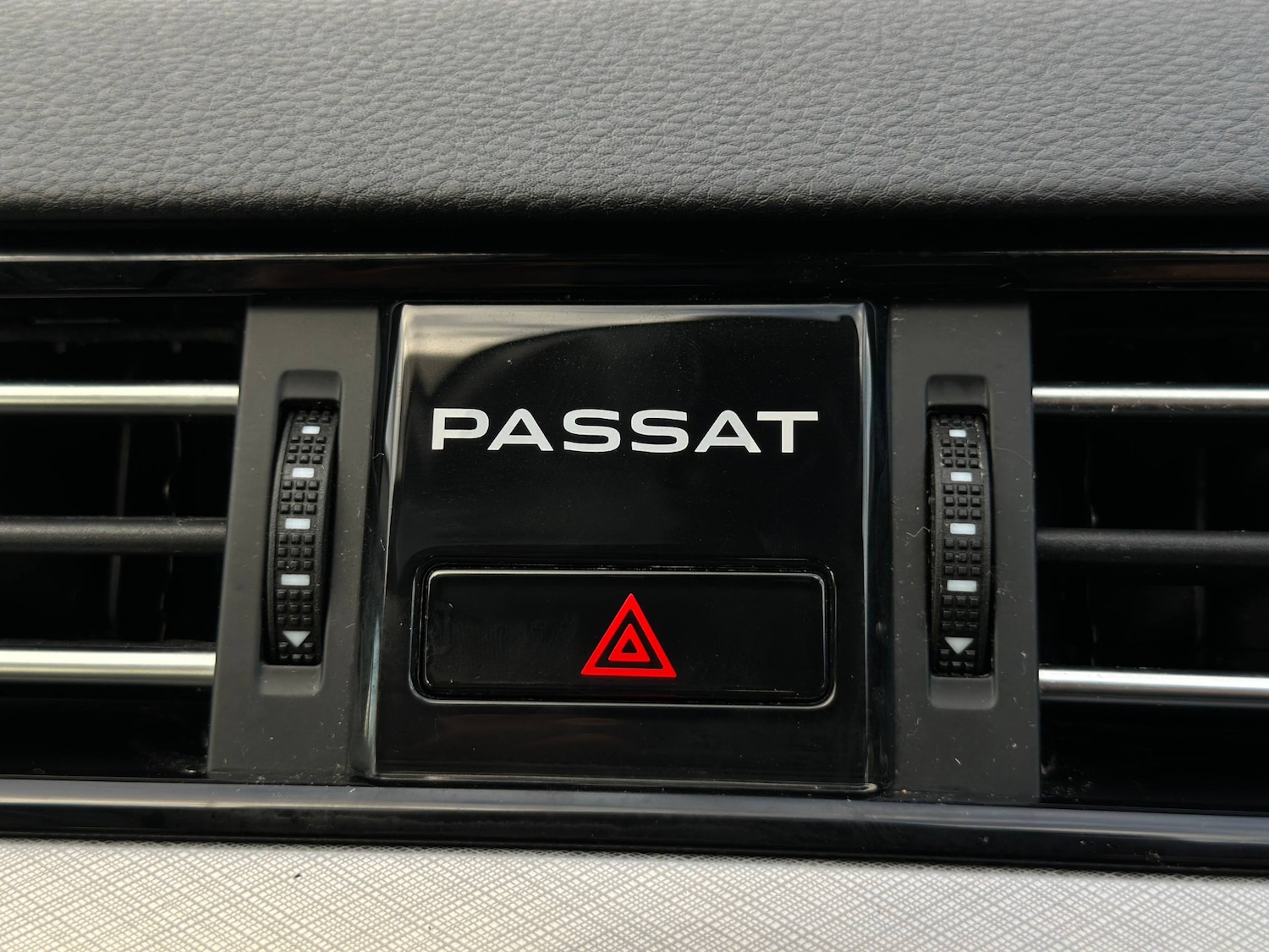 Used Volkswagen Passat 2024 for sale - 76329937: Photo 17