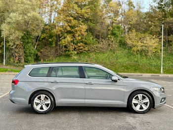 Used Volkswagen Passat 2024 for sale - 76329937: Photo 4