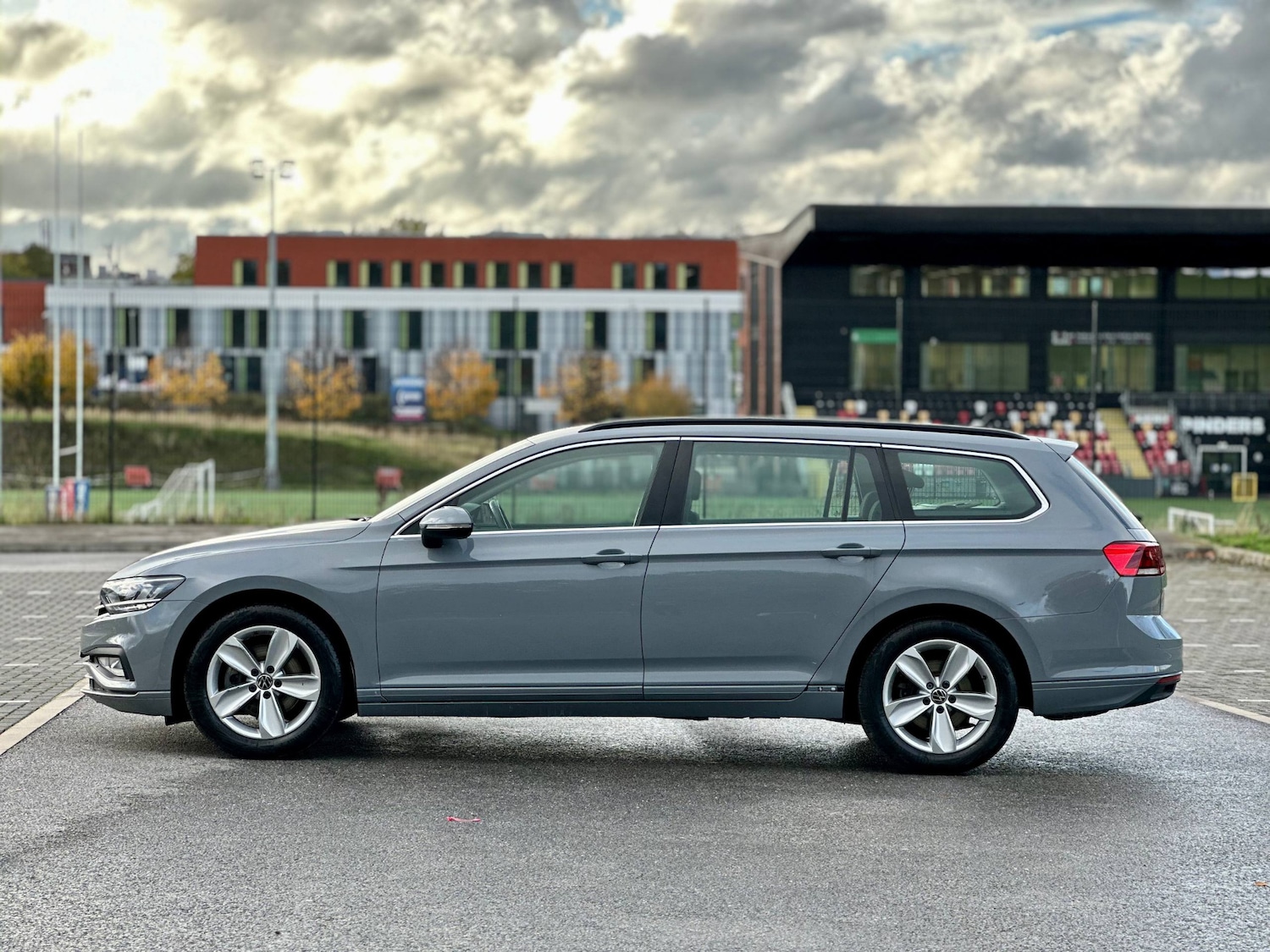 Used Volkswagen Passat 2024 for sale - 76329937: Photo 5