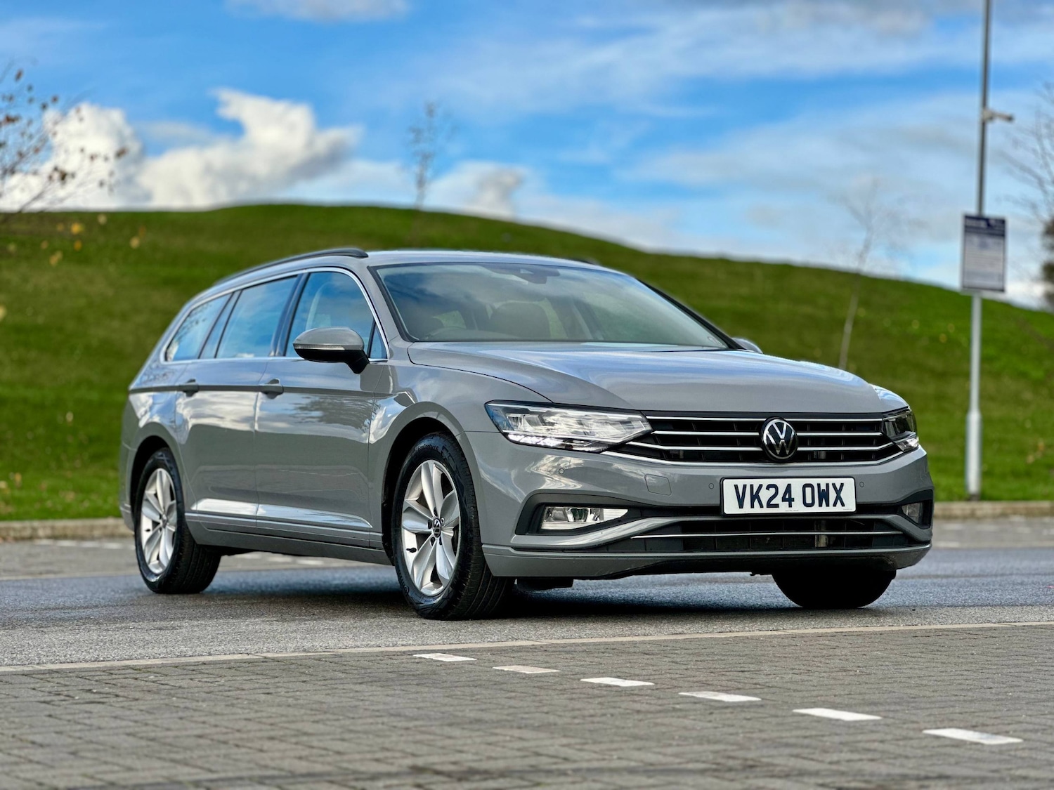 Used Volkswagen Passat 2024 for sale - 76329937: Photo 6