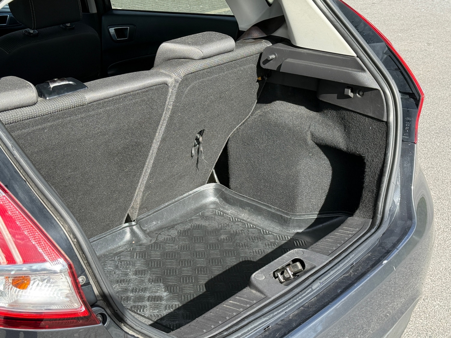 Used Ford Fiesta 2017 for sale - 77902933: Photo 10