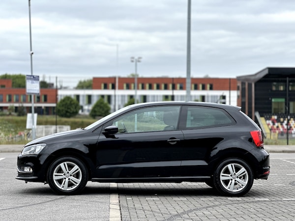 Used Volkswagen Polo 2017 for sale - 74960905: Photo 5