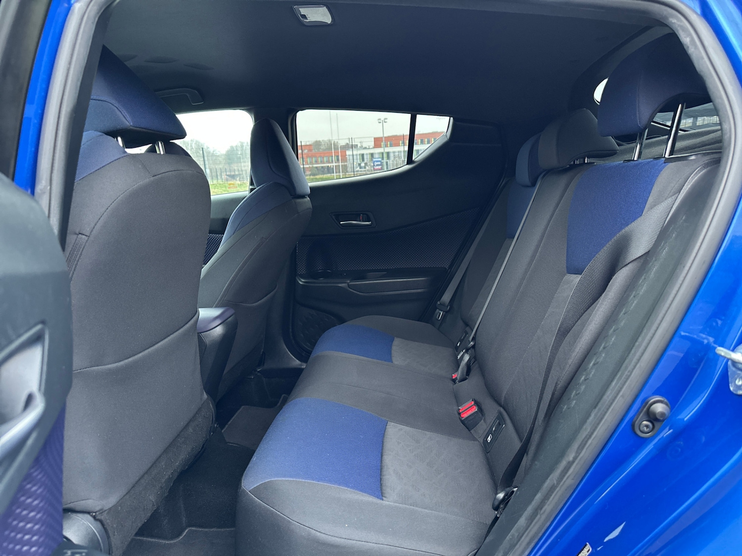 Used Toyota C-HR 2017 for sale - 77034671: Photo 17