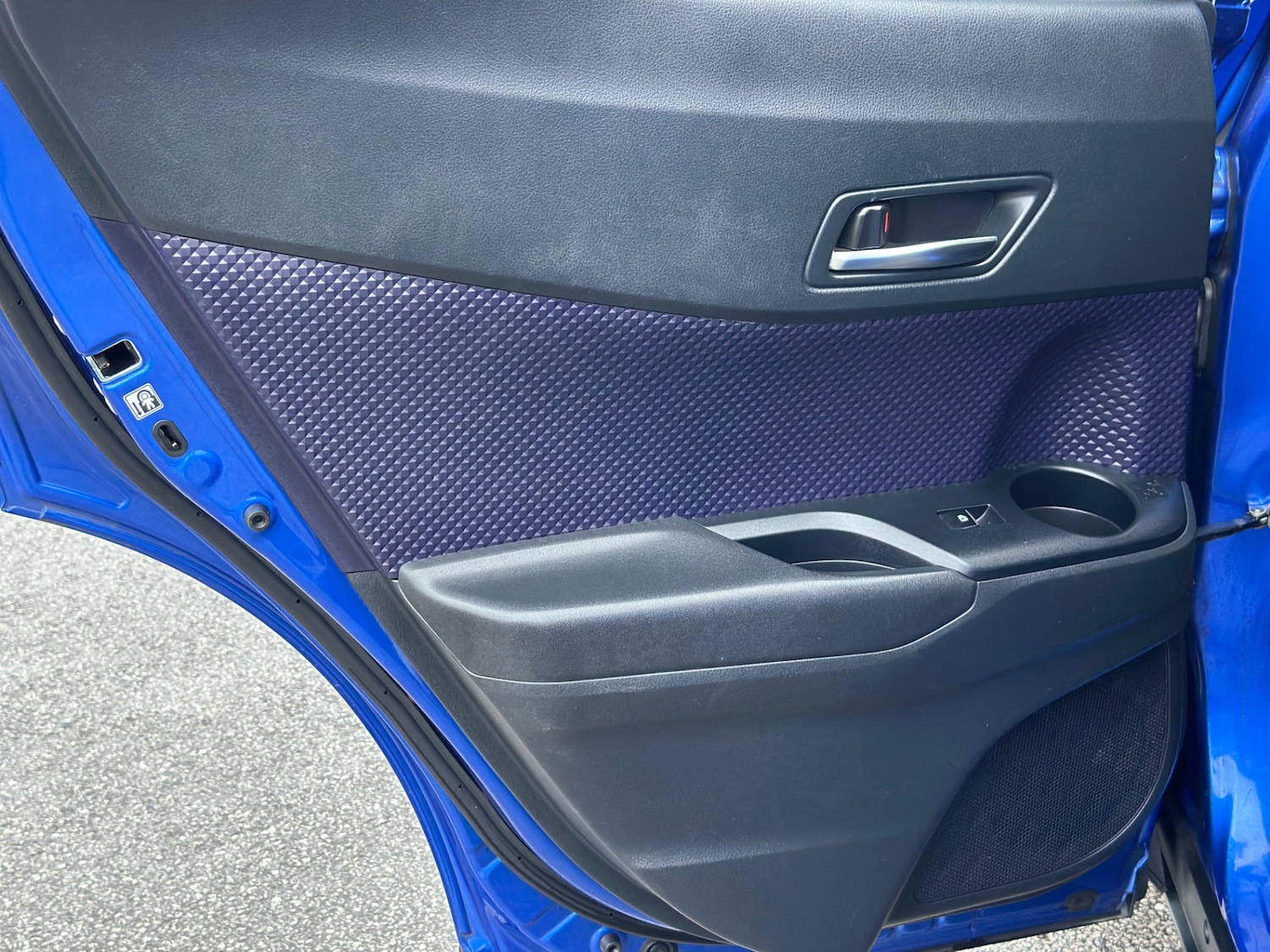 Used Toyota C-HR 2017 for sale - 77034671: Photo 18