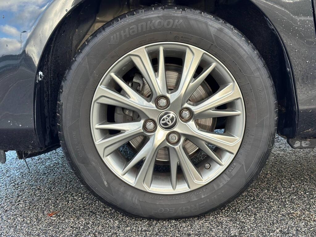 Used Toyota Yaris 2017 for sale - 76554059: Photo 11