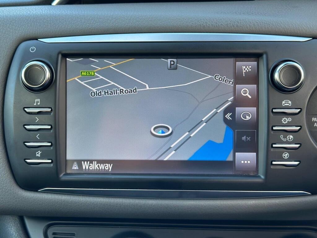 Used Toyota Yaris 2017 for sale - 76554059: Photo 12