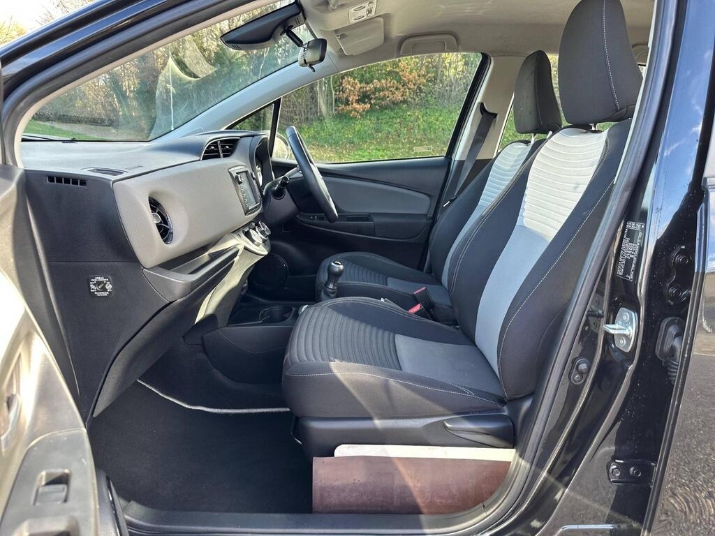 Used Toyota Yaris 2017 for sale - 76554059: Photo 20