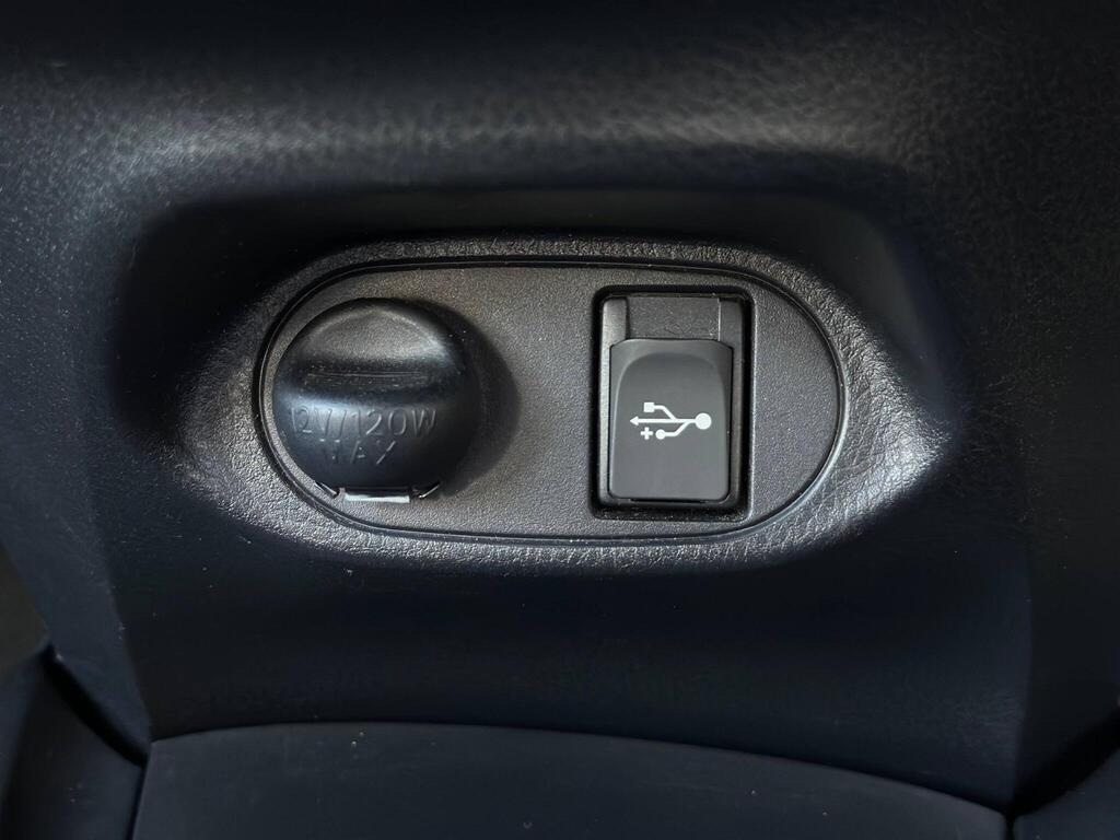 Used Toyota Yaris 2017 for sale - 76554059: Photo 25