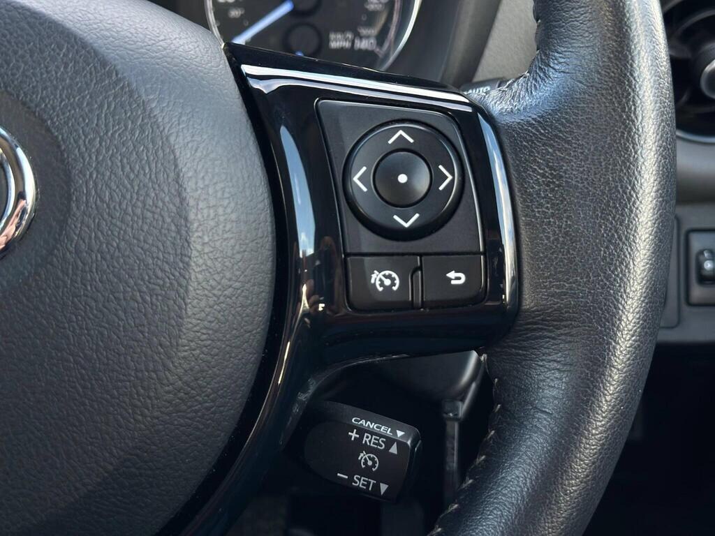 Used Toyota Yaris 2017 for sale - 76554059: Photo 26