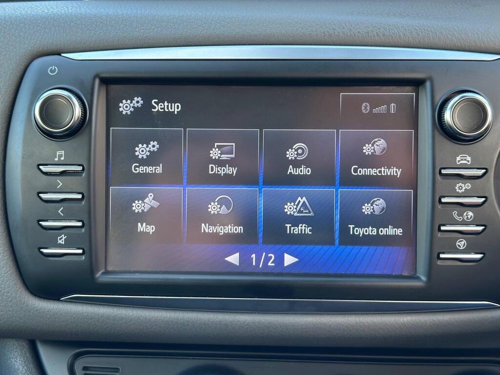 Used Toyota Yaris 2017 for sale - 76554059: Photo 27