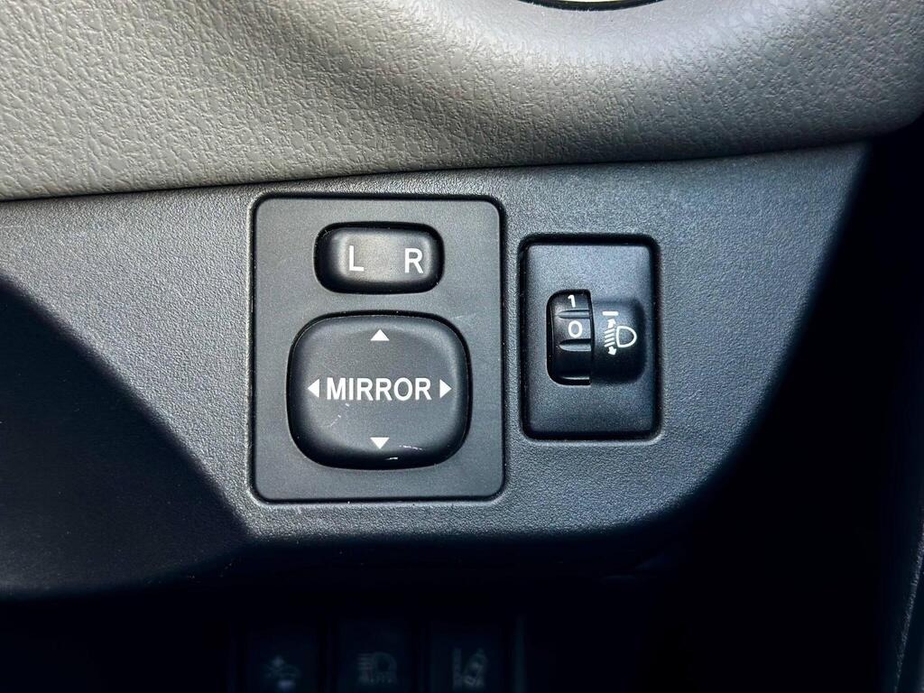 Used Toyota Yaris 2017 for sale - 76554059: Photo 29