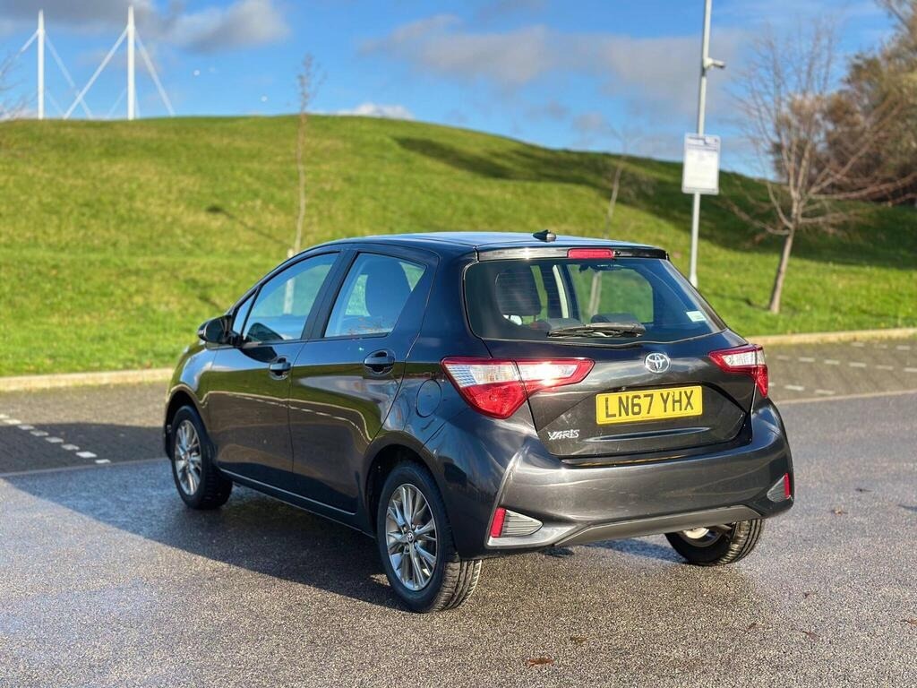 Used Toyota Yaris 2017 for sale - 76554059: Photo 6