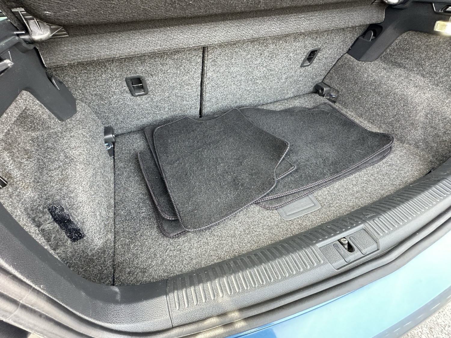 Used Volkswagen Polo 2016 for sale - 76403298: Photo 15