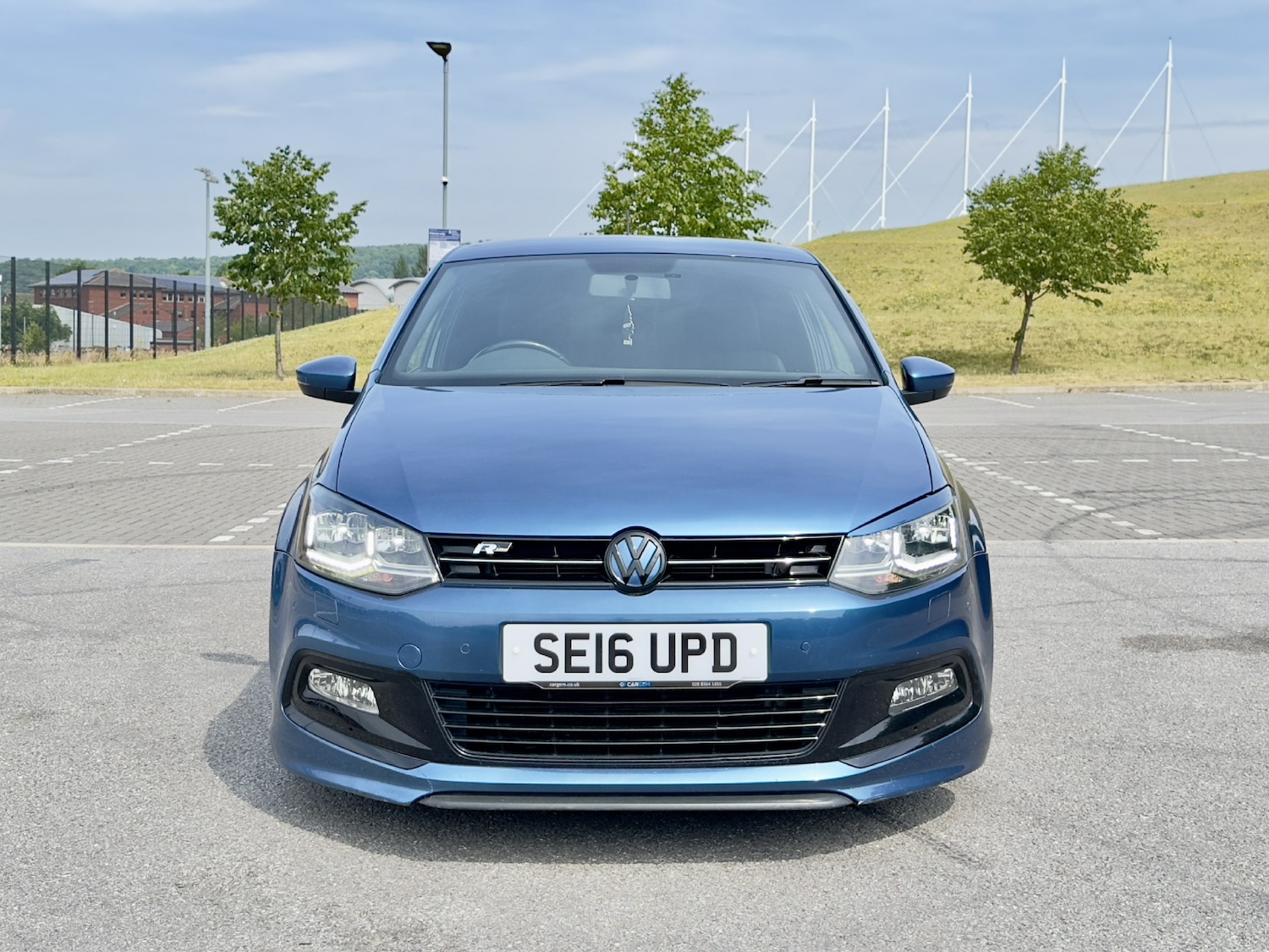 Used Volkswagen Polo 2016 for sale - 76403298: Photo 2