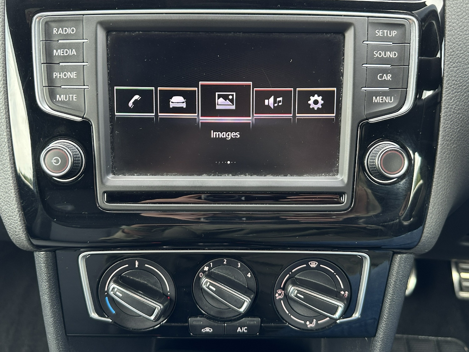 Used Volkswagen Polo 2016 for sale - 76403298: Photo 22