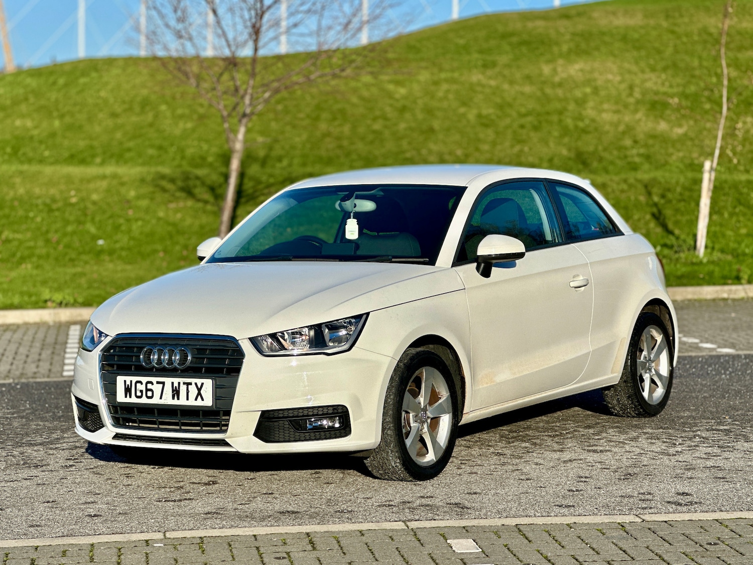 Used Audi A1 2017 for sale - 76726135: Photo 3