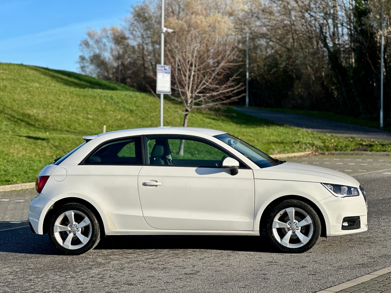 Used Audi A1 2017 for sale - 76726135: Photo 5