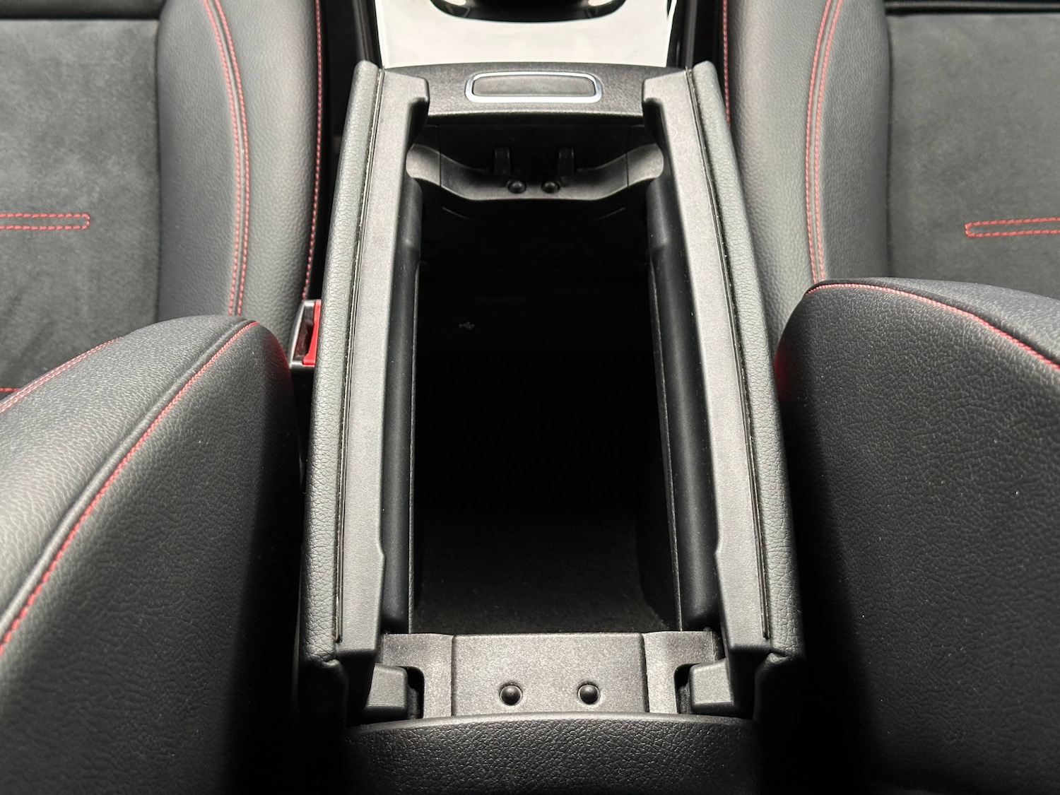 Used Mercedes-Benz A-Class 2019 for sale - 76341449: Photo 38