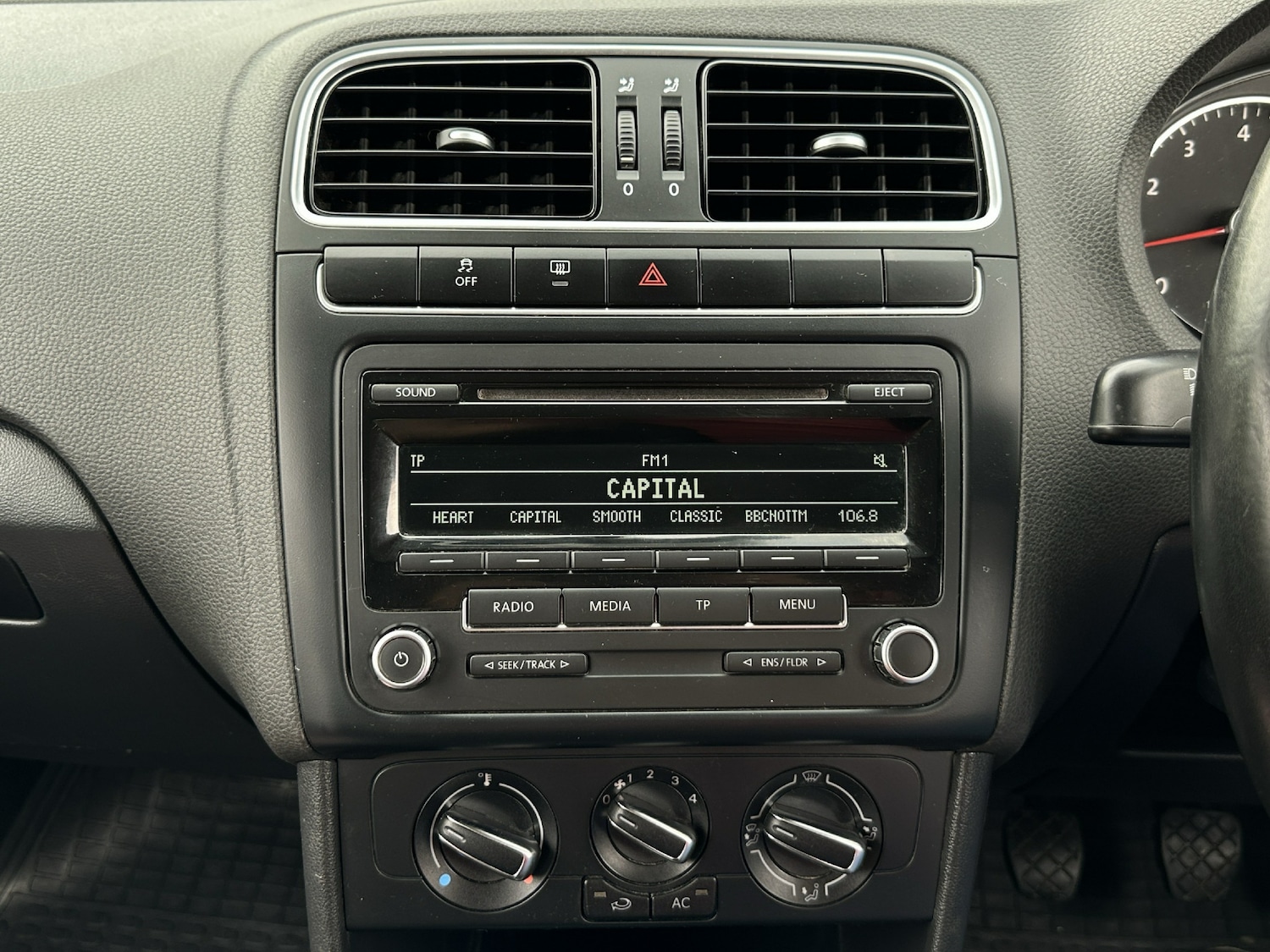 Used Volkswagen Polo 2013 for sale - 77638828: Photo 15