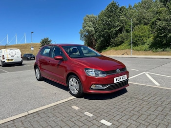 Used Volkswagen Polo 2015 for sale - 79105408: Photo