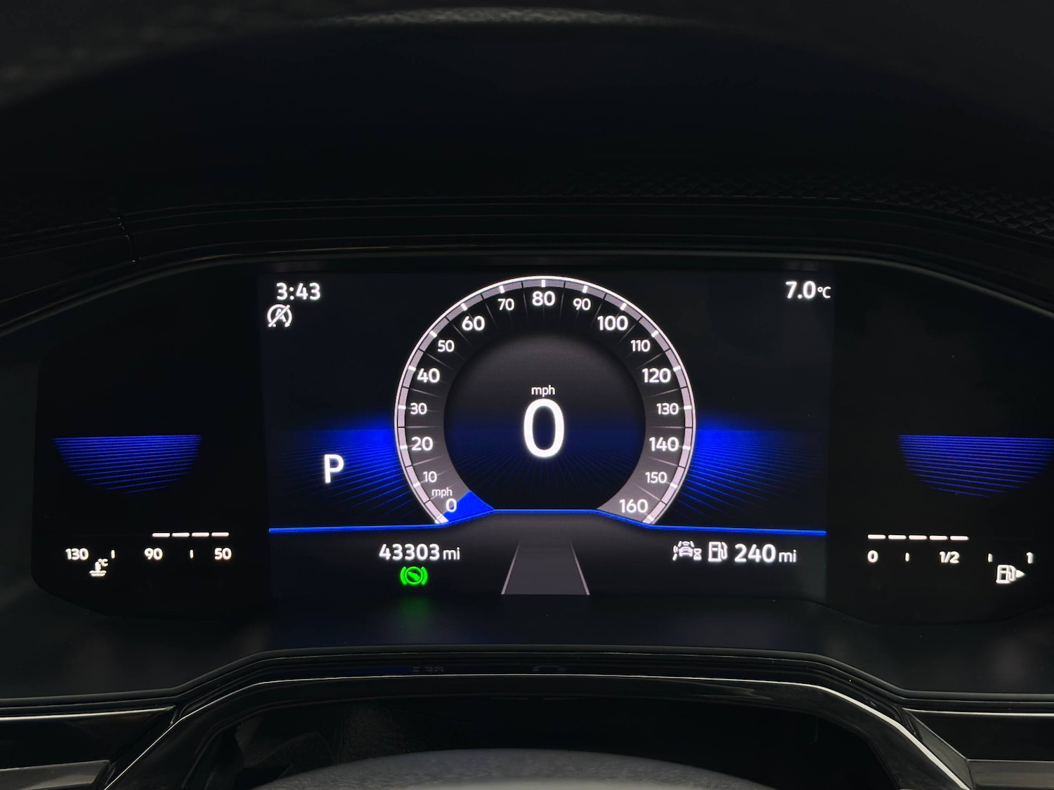 Used Volkswagen Polo 2022 for sale - 76422120: Photo 31