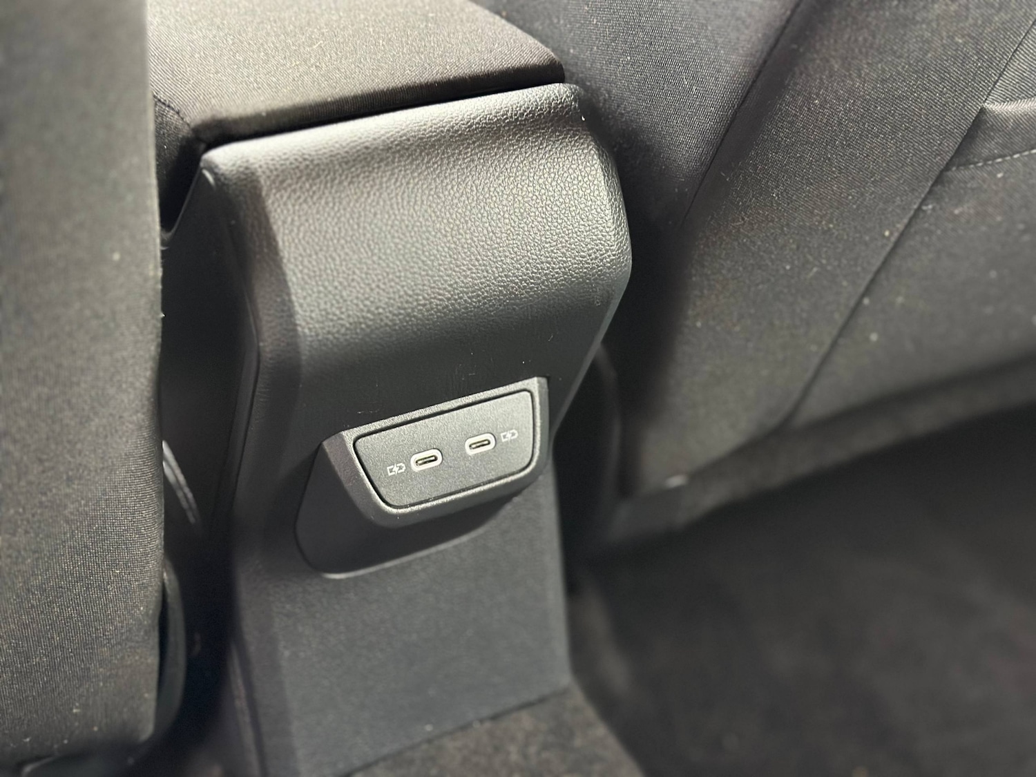 Used Volkswagen Polo 2022 for sale - 76422120: Photo 38