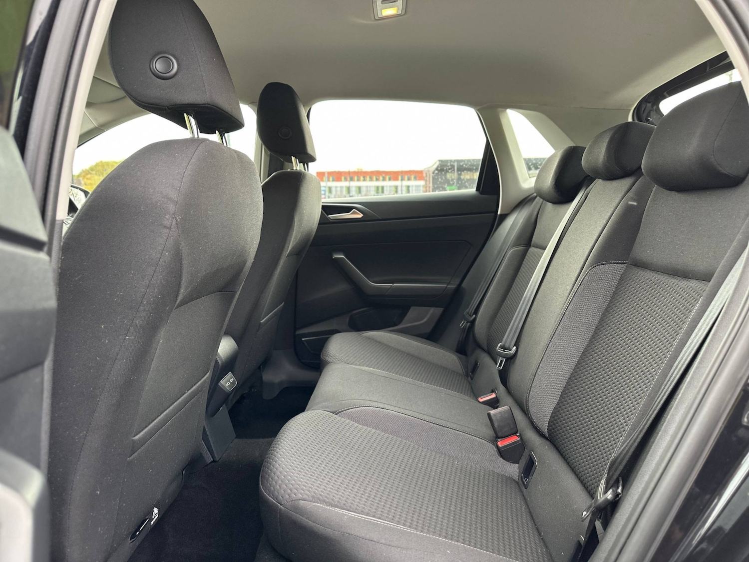 Used Volkswagen Polo 2022 for sale - 76422120: Photo 39