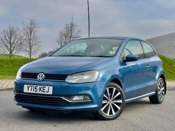 Used Volkswagen Polo 2015 for sale - 74151621: Photo