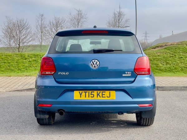 Used Volkswagen Polo 2015 for sale - 74151621: Photo 7