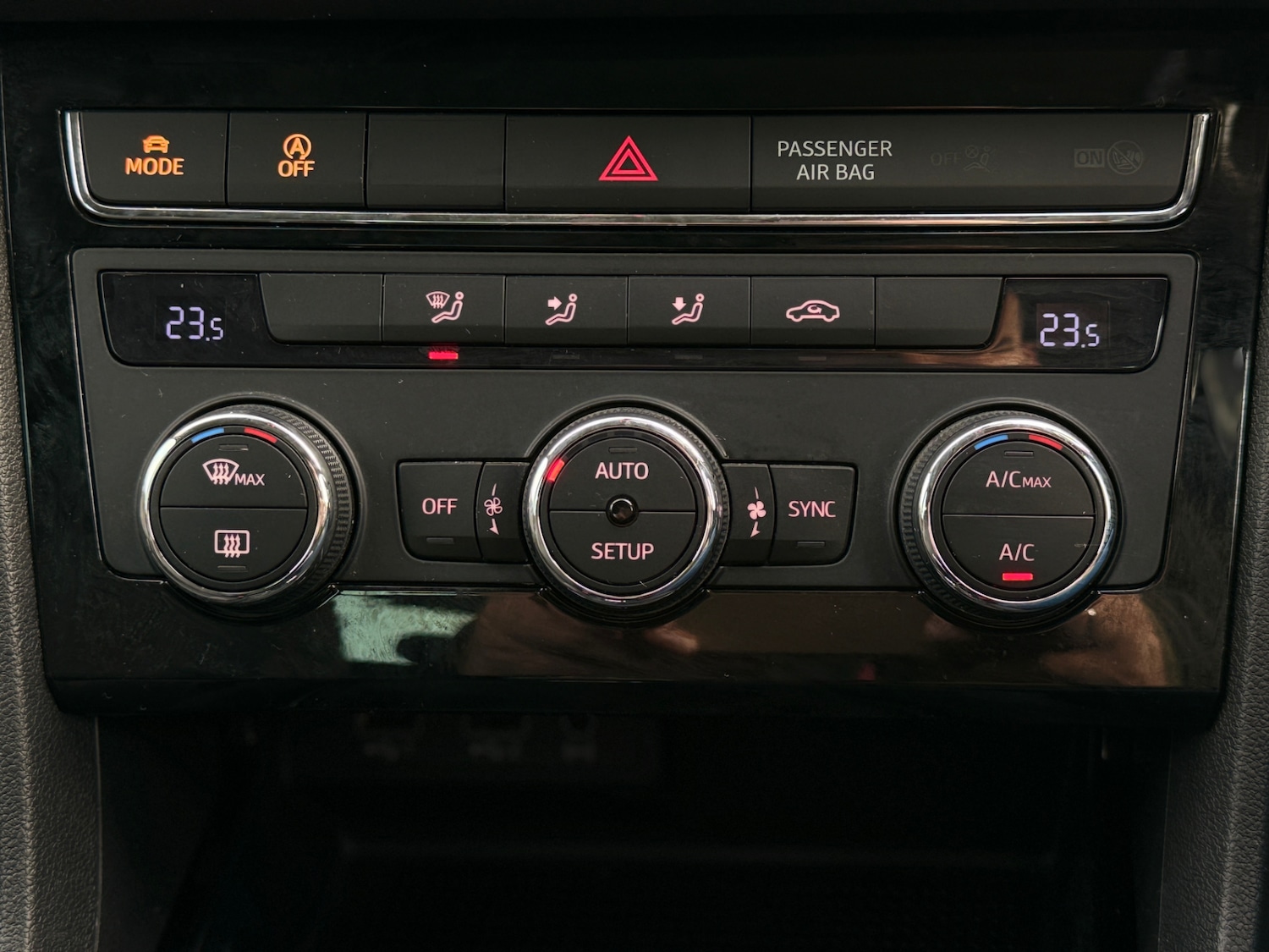 Used SEAT Leon 2018 for sale - 77778757: Photo 17